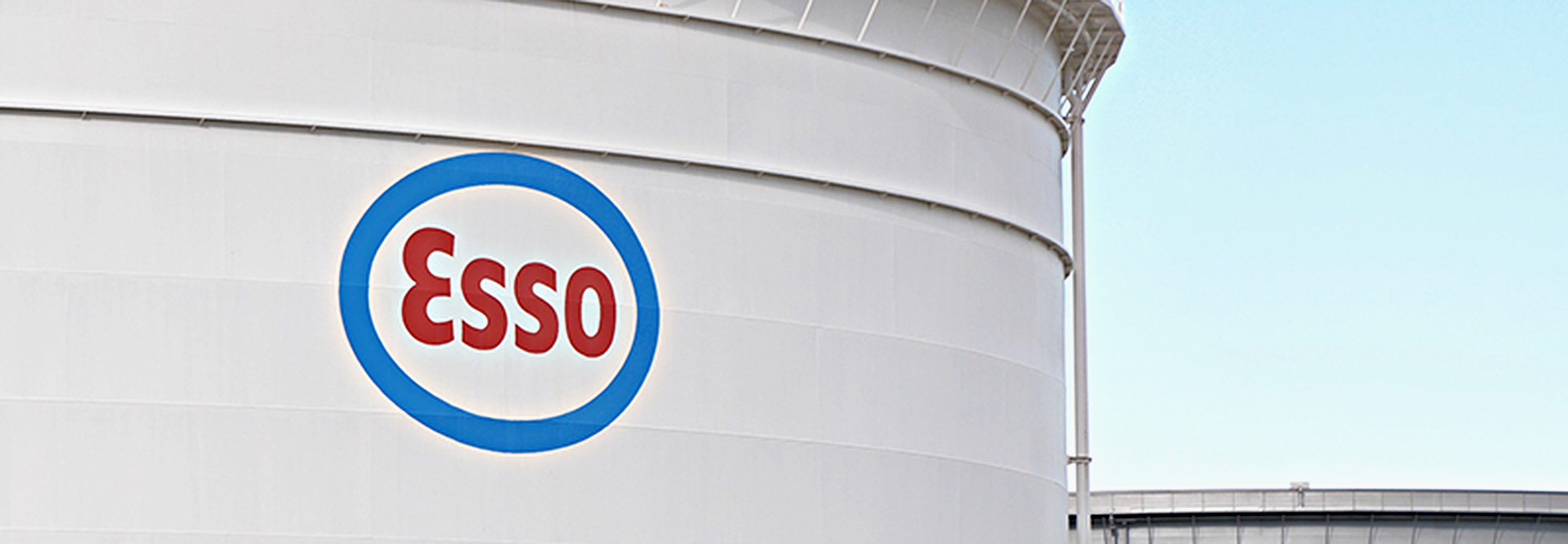 Oil tank with Esso logo at Gravenchon