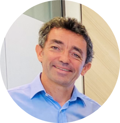 Stephane Saintrapt, infirmier chez Esso en France